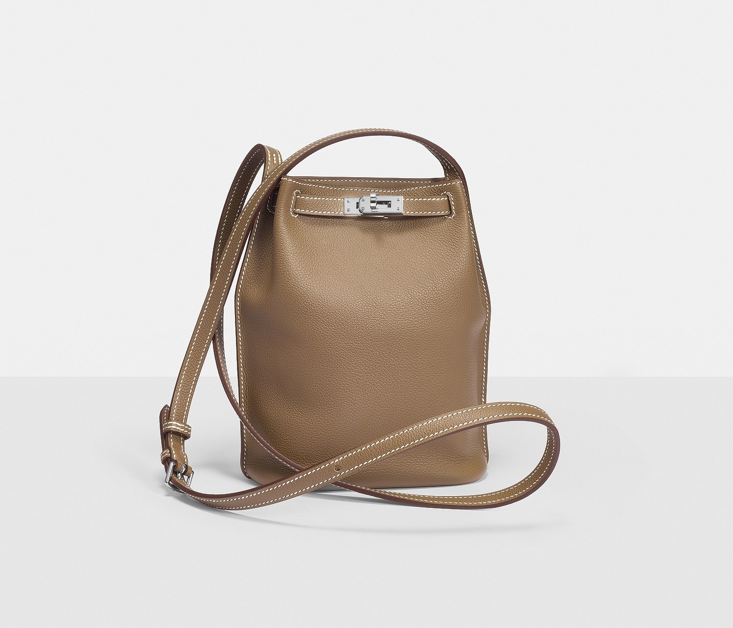 · HERMÈS Kelly Hobo Mini Bucket Bag ·